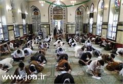 برگزاري مسابقه دقائقي با قرآن در جامعه علميه اميرالمؤمنين(ع)
