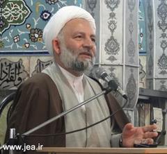 هيچ چيزي مانند انجام تکليف راهنماي خوبي براي بيرون آمدن از فتنه ها و ظلمات نيست